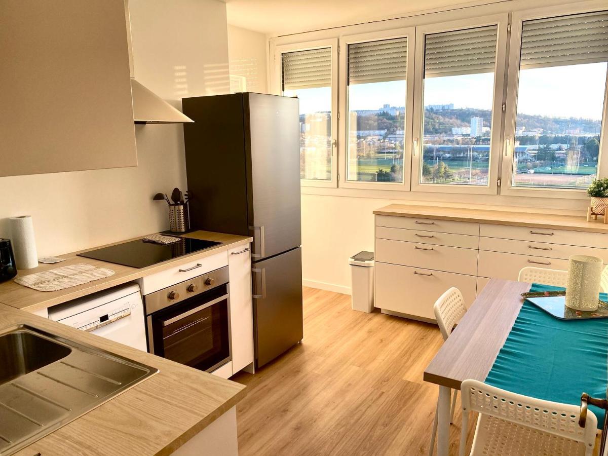 Bergson Top: Spacious Renovated Apartment with Balcony and Panoramic Views Saint-Etienne  Exterior photo